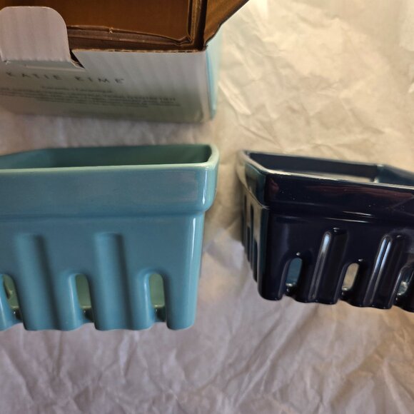 Katie Kime Set of 2 berry colanders - Picture 1 of 5